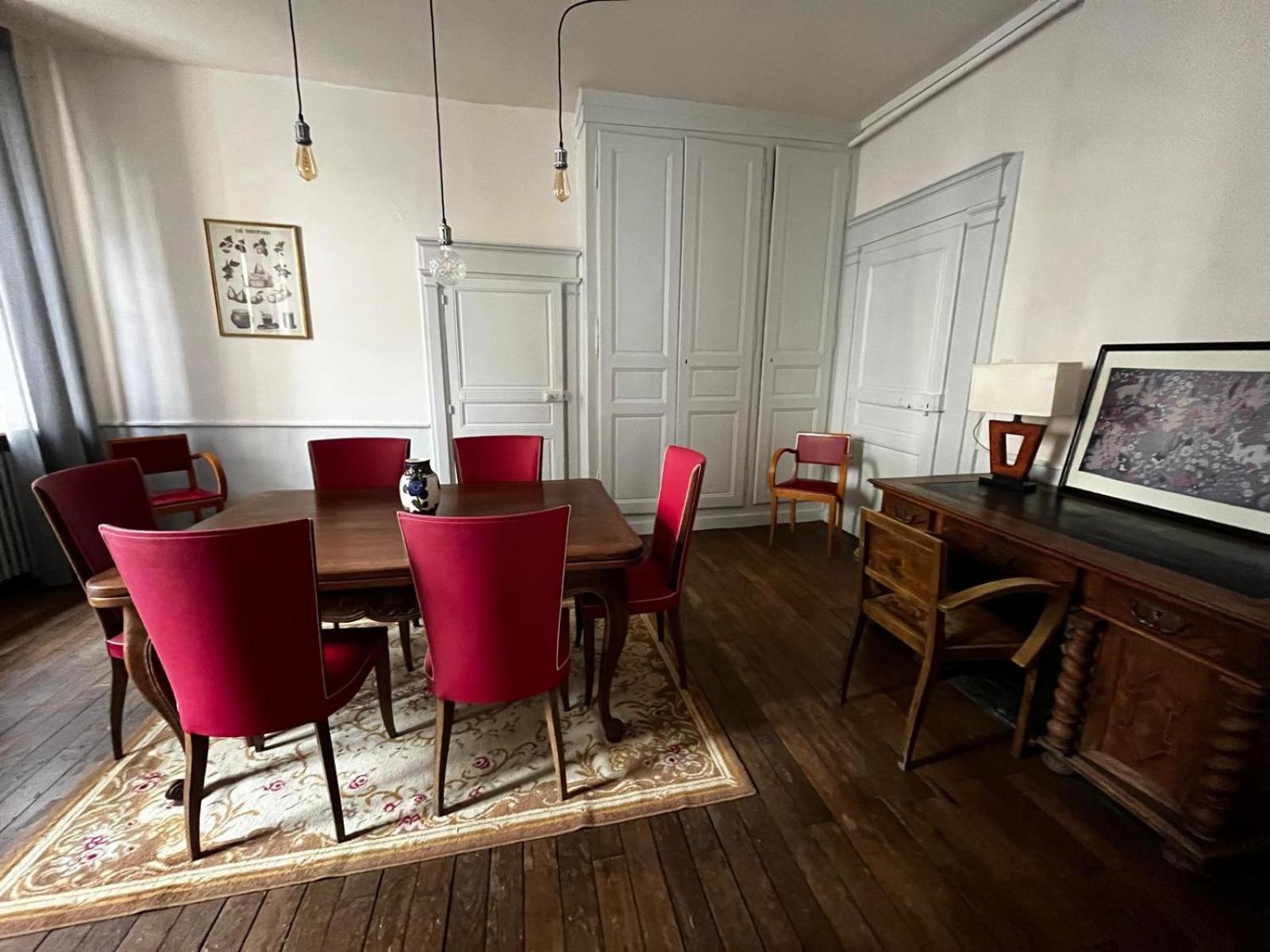 La Villa Louana 1 Appartement 160M2 Sobriete,Elegance En Coeur De Ville Обюсон Екстериор снимка